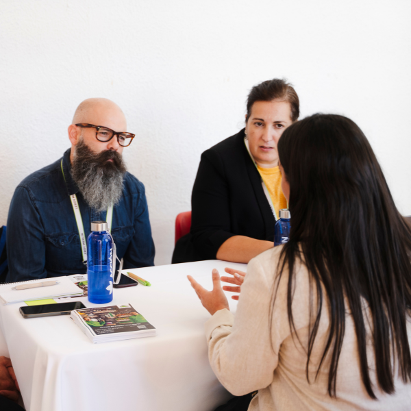 Entrevista para bolsa de empleo - Empresas e instituciones - ACH